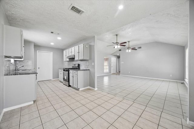 1911 Green Star Court, Missouri City, TX 77489