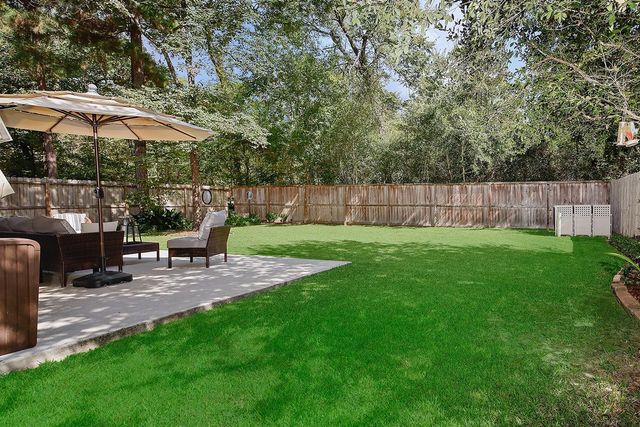 95 N Pathfinders Circle, The Woodlands, TX 77381