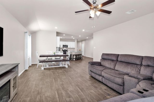 11586 Gingerland Drive, Conroe, TX 77304