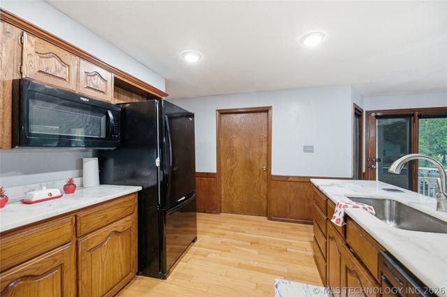 401 E Main Street, Adair, OK 74330