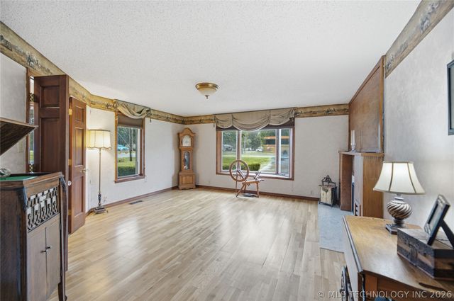 401 E Main Street, Adair, OK 74330