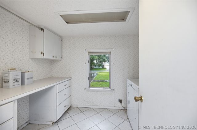 401 E Main Street, Adair, OK 74330