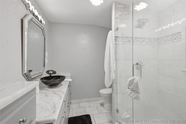 401 E Main Street, Adair, OK 74330