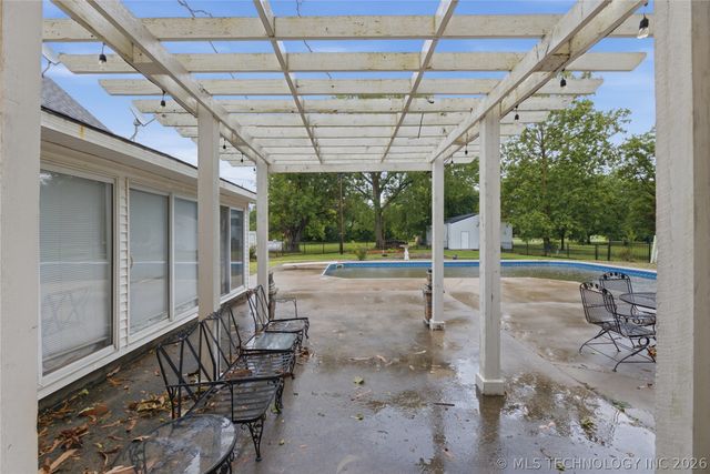 401 E Main Street, Adair, OK 74330
