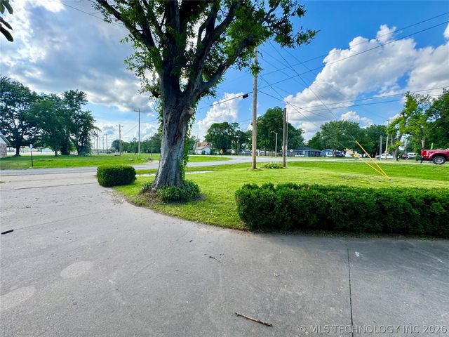 401 E Main Street, Adair, OK 74330