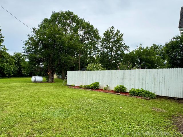 401 E Main Street, Adair, OK 74330