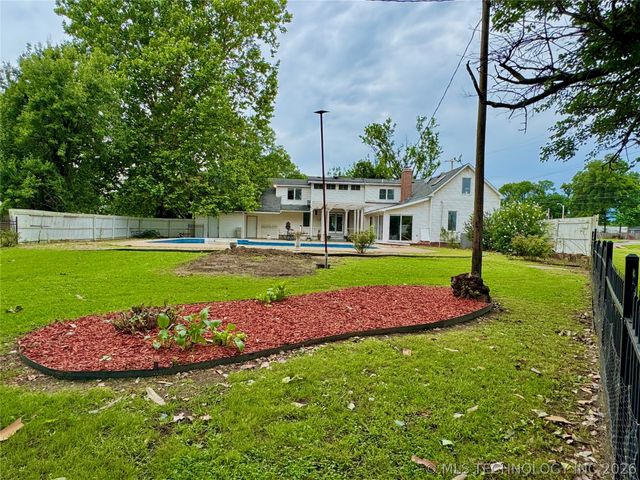 401 E Main Street, Adair, OK 74330