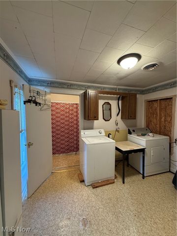 611 Riverside Drive, St Marys, WV 26170