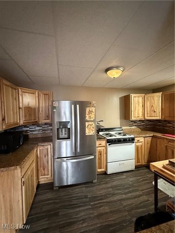 611 Riverside Drive, St Marys, WV 26170