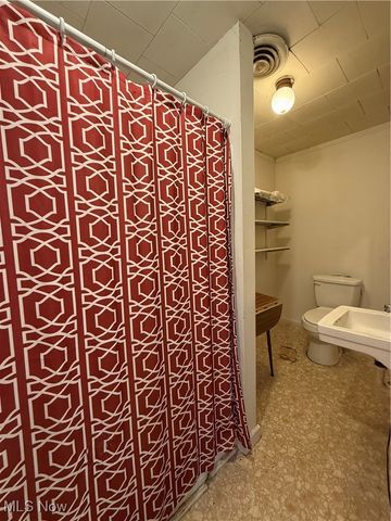 611 Riverside Drive, St Marys, WV 26170