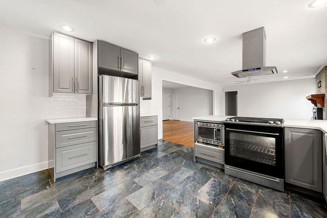 161 Deerwood Circle, Smyrna, GA 30082