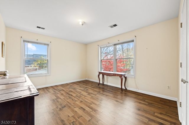 74 Wildwood Ave, Edison Twp., NJ 08837