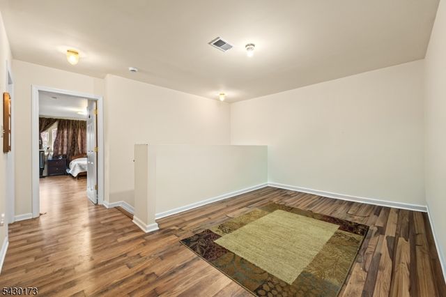 74 Wildwood Ave, Edison Twp., NJ 08837