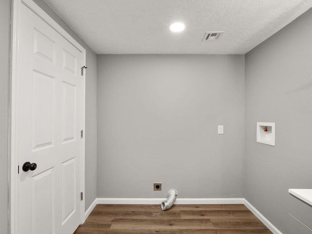 904 Cook Dr, Deridder, LA 70634