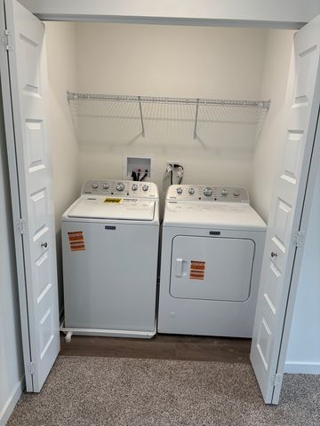 369 Summit Circle, Lombard, IL 60148