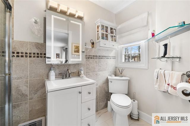 15 New Dover Avenue, Colonia, NJ 07067