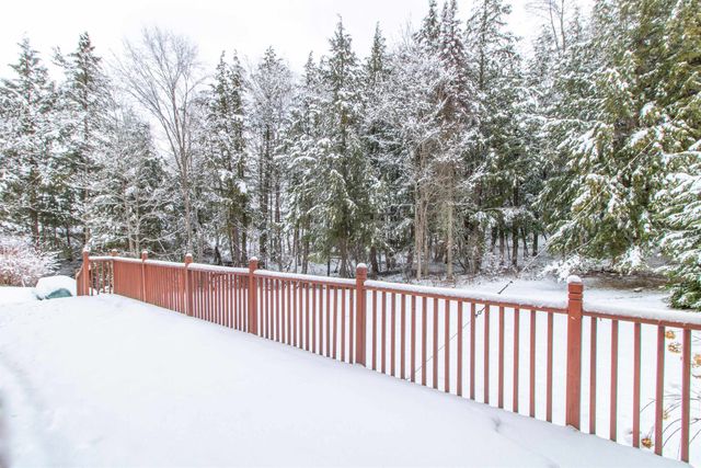 322 Farmer Drive, St. Johnsbury, VT 05819