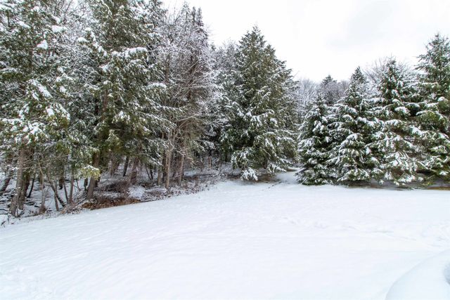 322 Farmer Drive, St. Johnsbury, VT 05819