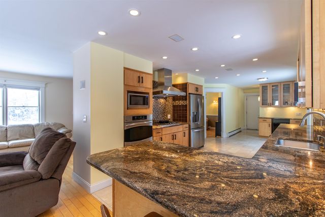 322 Farmer Drive, St. Johnsbury, VT 05819