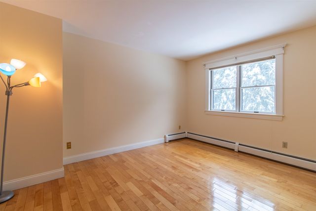 322 Farmer Drive, St. Johnsbury, VT 05819