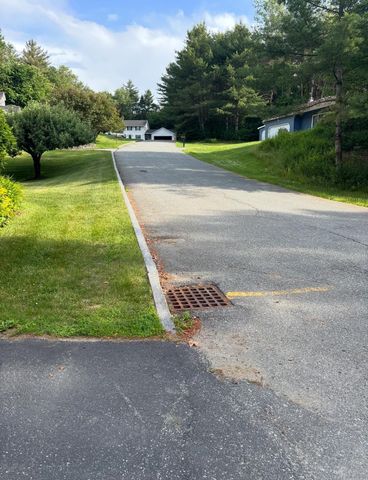 322 Farmer Drive, St. Johnsbury, VT 05819