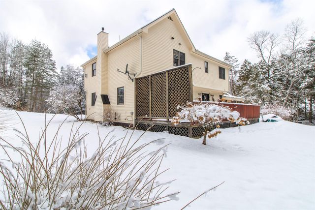 322 Farmer Drive, St. Johnsbury, VT 05819