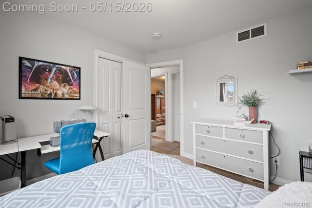40769 Flagstaff Drive, Sterling Heights, MI 48313