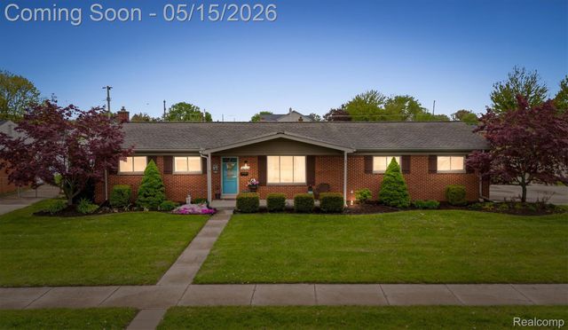40769 Flagstaff Drive, Sterling Heights, MI 48313