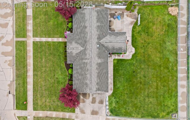 40769 Flagstaff Drive, Sterling Heights, MI 48313