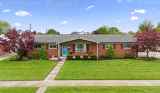 40769 Flagstaff Drive, Sterling Heights, MI 48313