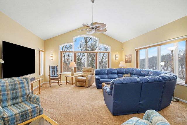 13927 Carter Lake Street, Jones, MI 49061