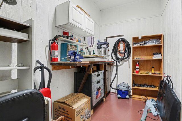 13927 Carter Lake Street, Jones, MI 49061