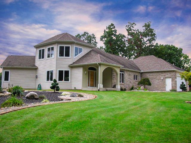 13927 Carter Lake Street, Jones, MI 49061
