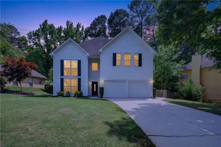 371 Shyrewood Drive, Lawrenceville, GA 30043