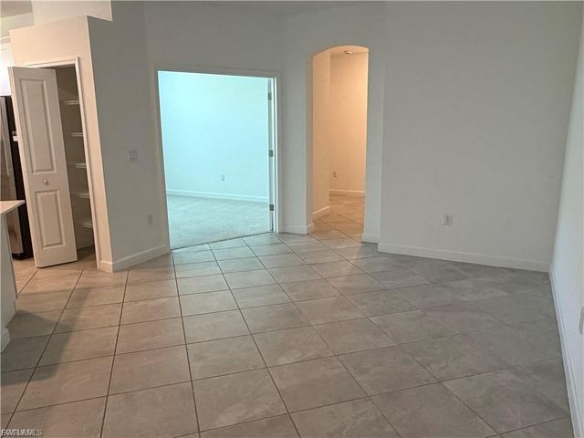 9077 Leatherwood LOOP, Lehigh Acres, FL 33936