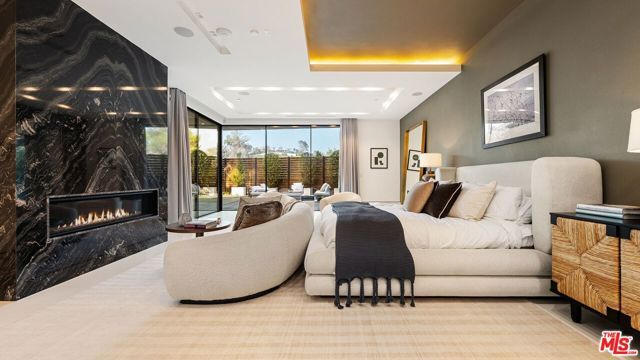 17335 Tramonto Drive, Pacific Palisades (los Angeles), CA 90272