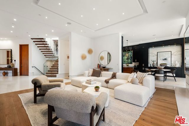 17335 Tramonto Drive, Pacific Palisades (los Angeles), CA 90272