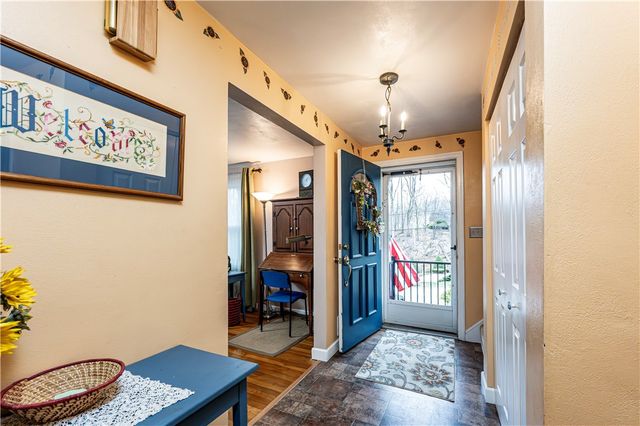 3028 Ben Venue Dr, Unity Twp, PA 15601