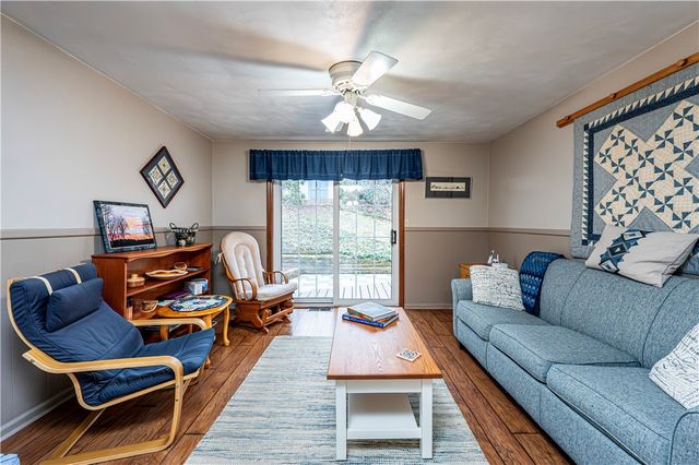 3028 Ben Venue Dr, Unity Twp, PA 15601