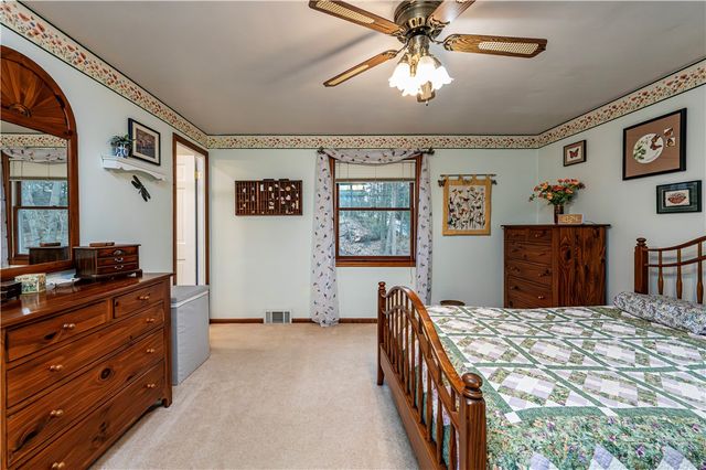 3028 Ben Venue Dr, Unity Twp, PA 15601