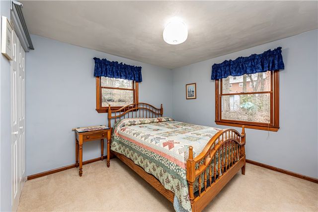 3028 Ben Venue Dr, Unity Twp, PA 15601