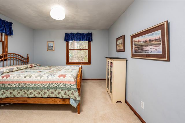 3028 Ben Venue Dr, Unity Twp, PA 15601