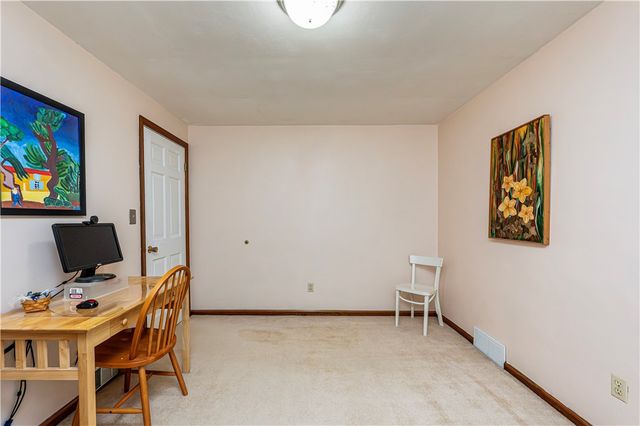 3028 Ben Venue Dr, Unity Twp, PA 15601