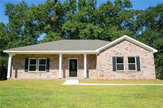 267 Creola Axis Loop Road, Creola, AL 36525
