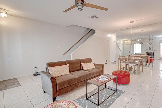 3780 Tanglewilde Street 604, Houston, TX 77063
