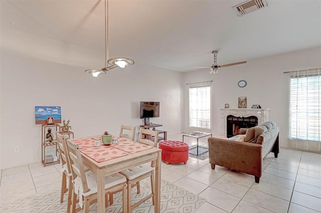 3780 Tanglewilde Street 604, Houston, TX 77063