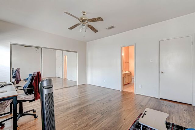 3780 Tanglewilde Street 604, Houston, TX 77063