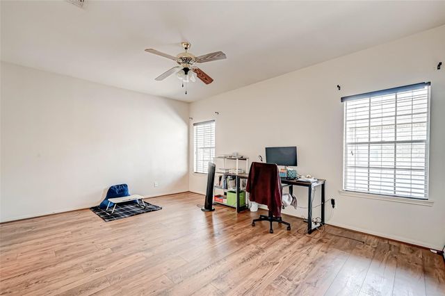 3780 Tanglewilde Street 604, Houston, TX 77063