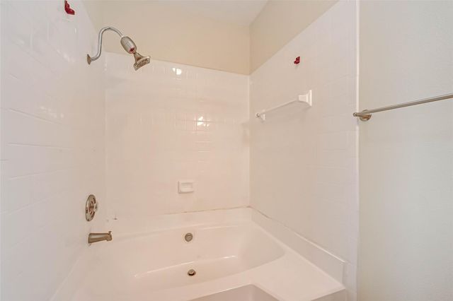 3780 Tanglewilde Street 604, Houston, TX 77063