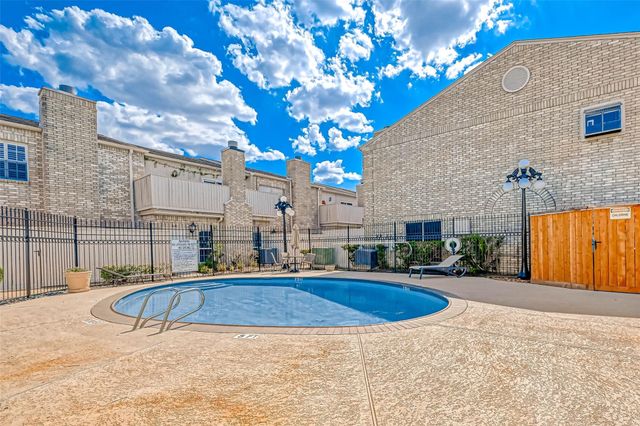 3780 Tanglewilde Street 604, Houston, TX 77063